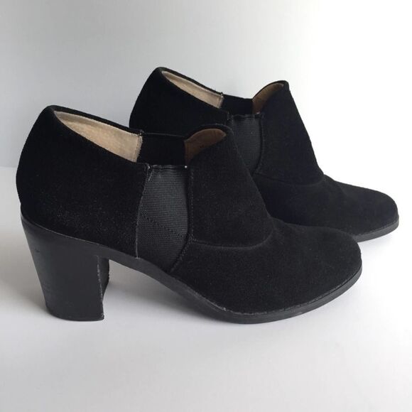 ELLEN TRACY ‘ Lenox’ Ankle Boot Size 7.5 - Picture 1 of 7